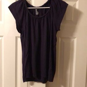 Gap purple shirt